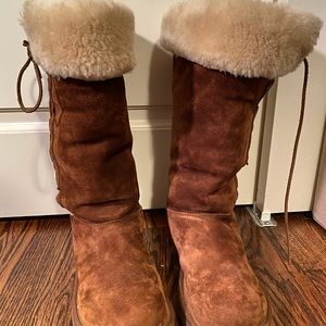 UGG Australia Upside tall lace up boots Sz 10!